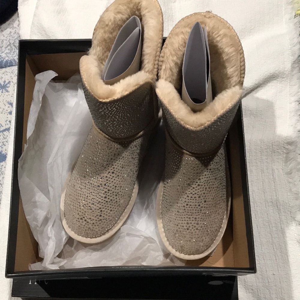 INC INTERNATIONAL CONCEPTS Adrief Cream Bling Booties size 6